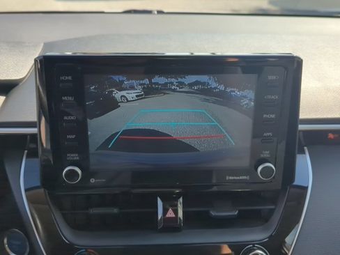 Used 2022 Toyota Corolla LE image 18