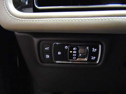 Used 2023 Lincoln Aviator Grand Touring w/ Equipment Group 301A image 17