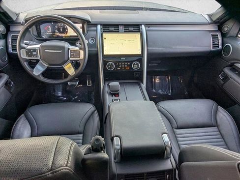 Used 2021 Land Rover Discovery S R-Dynamic image 19