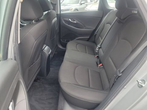 Used 2020 Hyundai Elantra GT FWD image 12