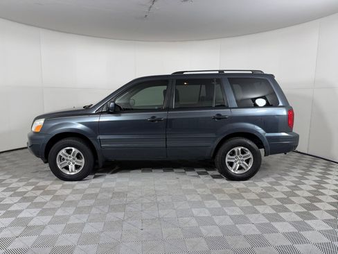 Used 2005 Honda Pilot EX image 2
