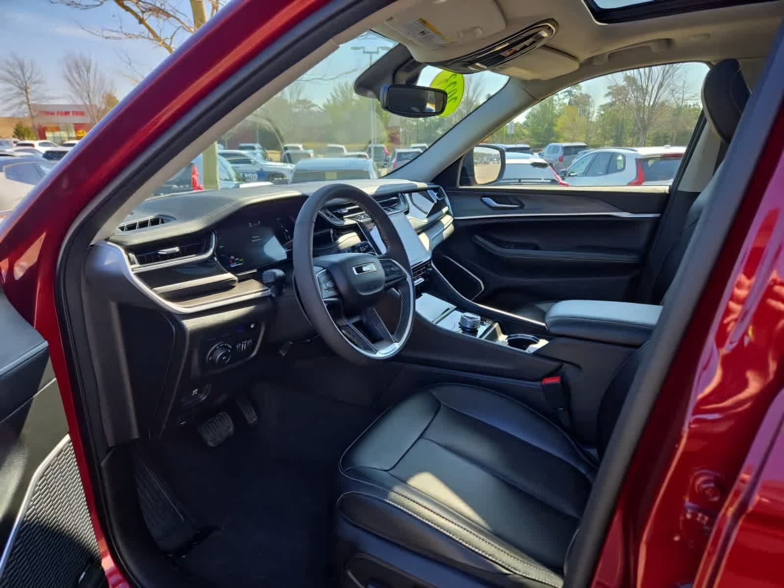 Used 2023 Jeep Grand Cherokee 4WD 4xe w/ MOPAR Finishing Package image 9