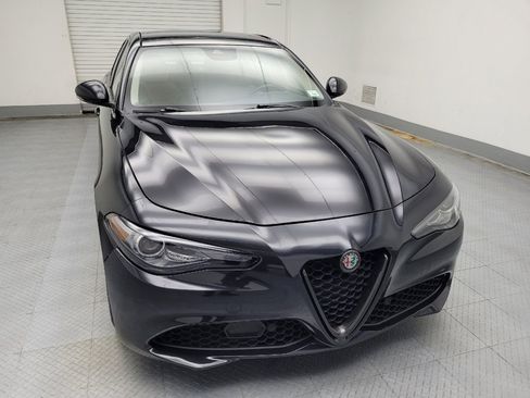 Used 2019 Alfa Romeo Giulia Ti w/ Quick Order Package 22X Lusso image 14