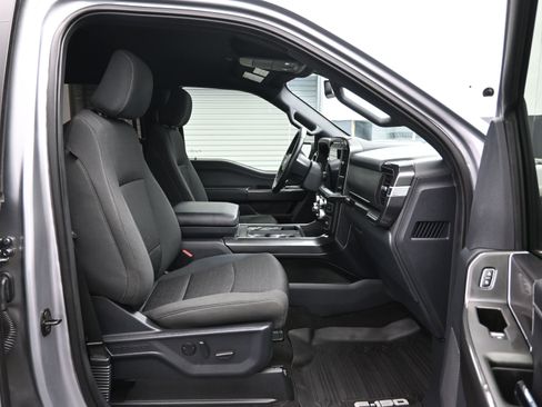 Used 2022 Ford F150 XLT w/ Equipment Group 302A High image 13