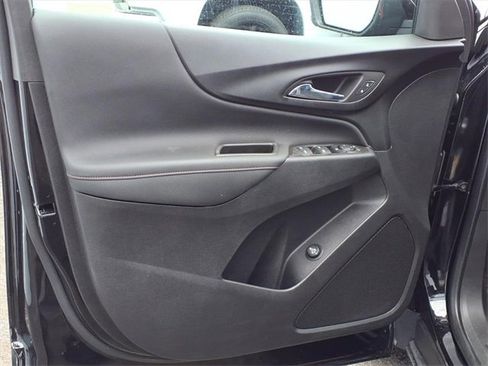 Used 2023 Chevrolet Equinox RS image 10