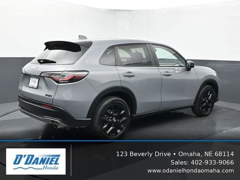Used 2024 Honda HR-V Sport image 6