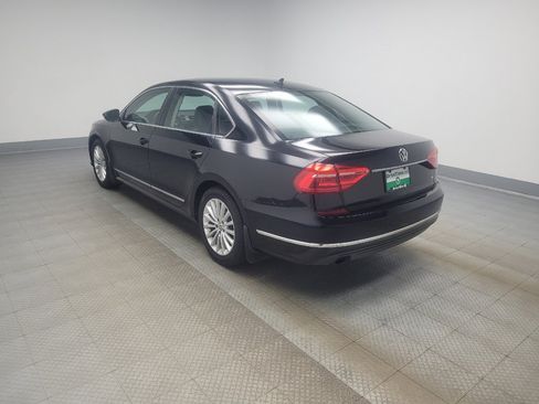 Used 2016 Volkswagen Passat 1.8T SE FWD image 3