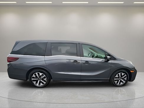 Used 2025 Honda Odyssey EX-L image 11