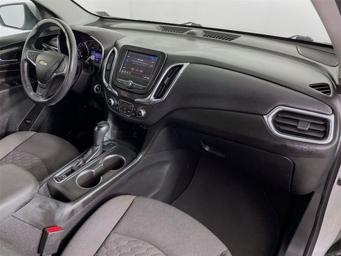 Used 2019 Chevrolet Equinox LT image 32