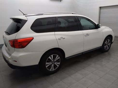Used 2017 Nissan Pathfinder SV w/ Trailer Tow Package AWD/4WD image 10