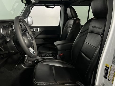 Used 2023 Jeep Wrangler Unlimited Sahara image 21