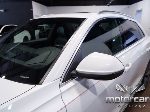 Used 2020 Audi Q8 Prestige image 13