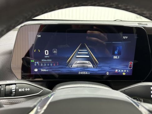 Used 2025 Chevrolet Equinox LT w/ Midnight Edition image 11