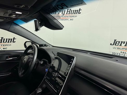 Used 2022 Toyota Avalon XSE w/ Carpet Mat Package (TMS) image 32