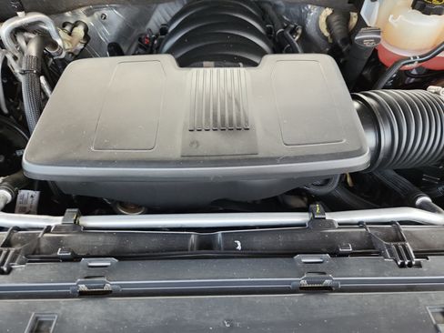 Used 2025 Chevrolet Tahoe LT AWD/4WD image 19