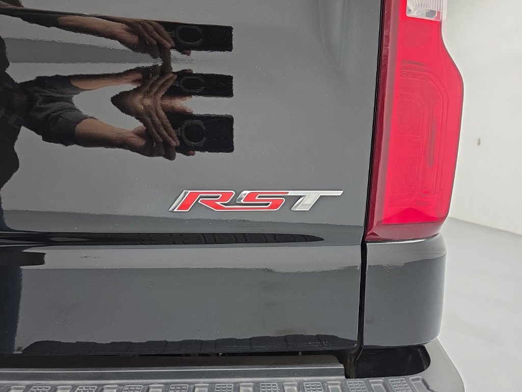 Used 2022 Chevrolet Silverado 1500 RST AWD/4WD image 57