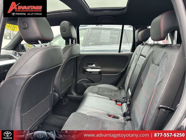 Used 2022 Mercedes-Benz GLB 35 AMG 4MATIC image 14