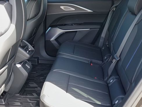 New 2026 Cadillac Lyriq Premium Luxury w/ LPO, Floor Liner Package AWD/4WD image 20