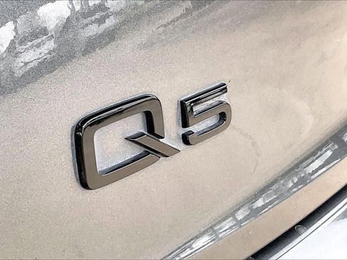 Used 2022 Audi Q5 2.0T Premium Plus image 25