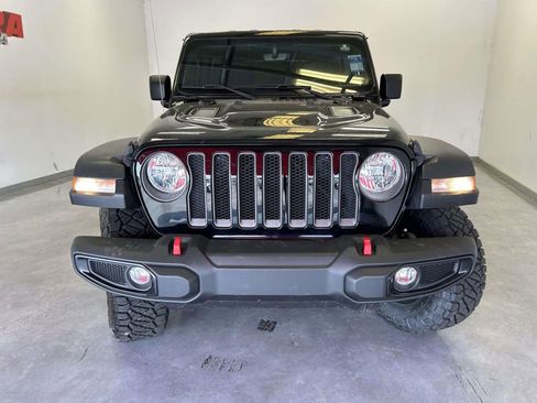 Used 2023 Jeep Wrangler Unlimited Rubicon w/ Cold Weather Group AWD/4WD image 8