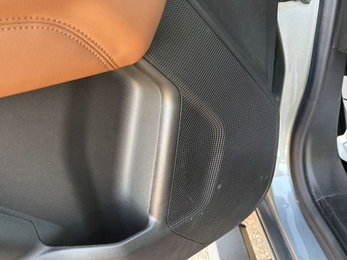 Used 2024 GMC Canyon AT4 w/ Technology Package image 25