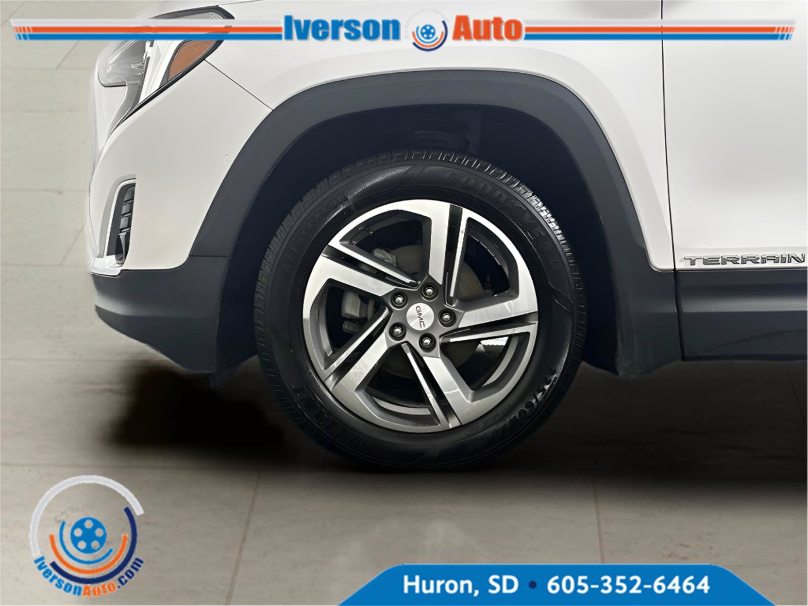 Used 2019 GMC Terrain SLT AWD/4WD image 9