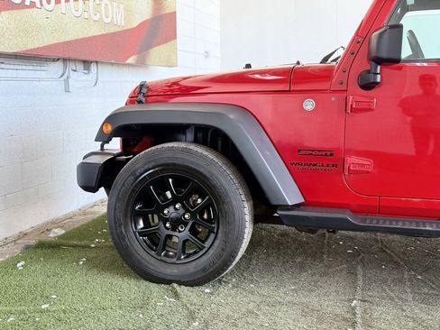 Used 2017 Jeep Wrangler Unlimited Sport w/ Quick Order Package 24S image 18