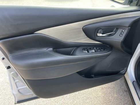Used 2018 Nissan Murano Platinum image 14