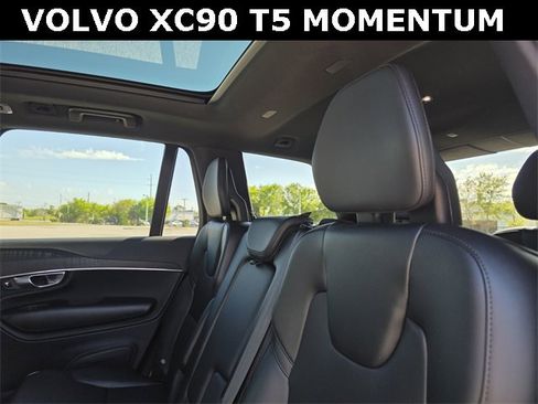 Used 2020 Volvo XC90 T5 Momentum image 19