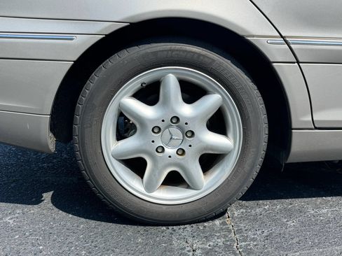 Used 2004 Mercedes-Benz C 240 Sedan image 8
