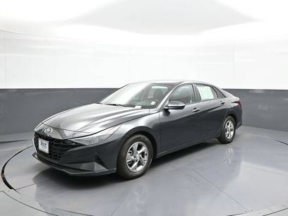 Certified 2021 Hyundai Elantra SE