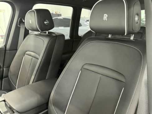 Used 2026 Rolls-Royce Cullinan Black Badge AWD/4WD image 4