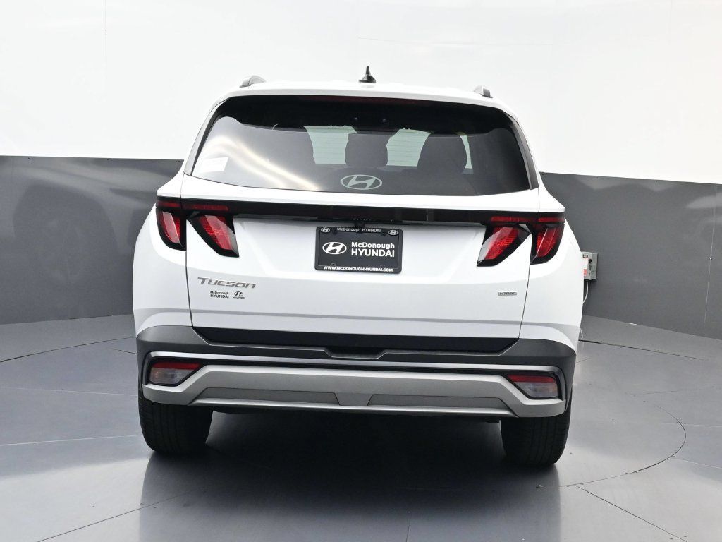 Certified 2025 Hyundai Tucson SEL AWD/4WD image 5