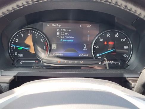 Used 2021 Ford Explorer Limited w/ Hybrid Equipment Group 310A AWD/4WD image 13