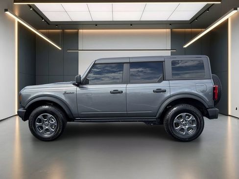 Used 2025 Ford Bronco Big Bend AWD/4WD image 2