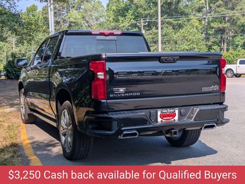 New 2026 Chevrolet Silverado 1500 High Country AWD/4WD image 4