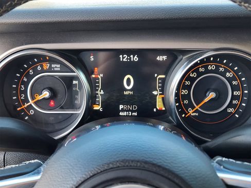 Used 2020 Jeep Gladiator Sport w/ Quick Order Package 24S image 17