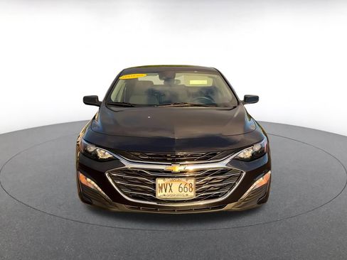 Used 2023 Chevrolet Malibu LT w/ Driver Confidence Package image 4