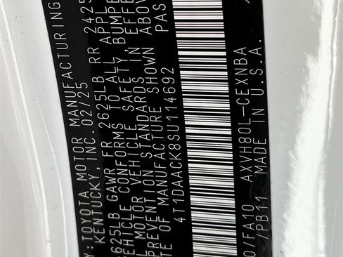 Used 2025 Toyota Camry LE image 26