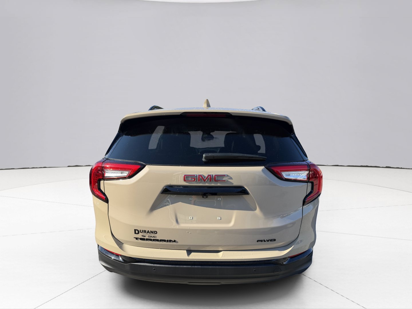 Used 2023 GMC Terrain SLT w/ Elevation Edition AWD/4WD image 4