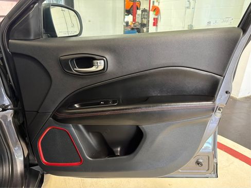Used 2021 Jeep Compass Trailhawk AWD/4WD image 25