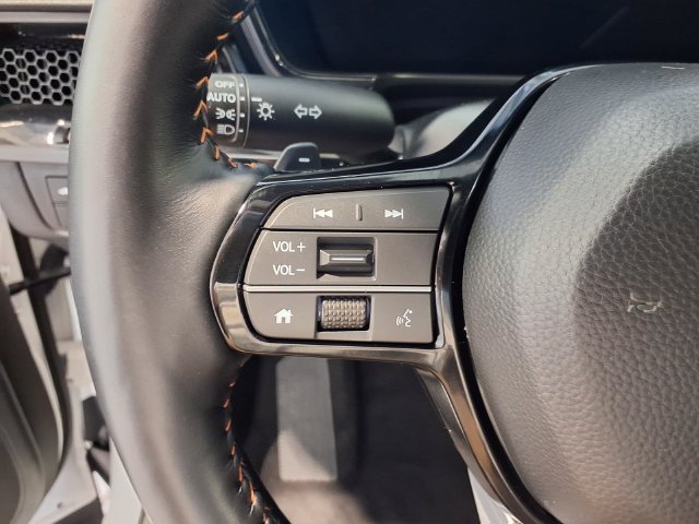 Used 2025 Honda CR-V Sport Touring image 7