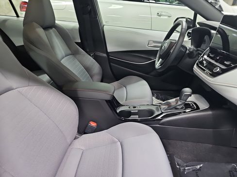 Used 2025 Toyota Corolla FX w/ Convenience Package image 10