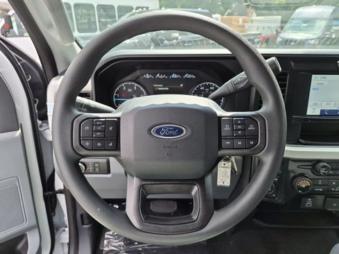 New 2026 Ford F350 XLT w/ Snow Plow/Camper Package AWD/4WD image 15