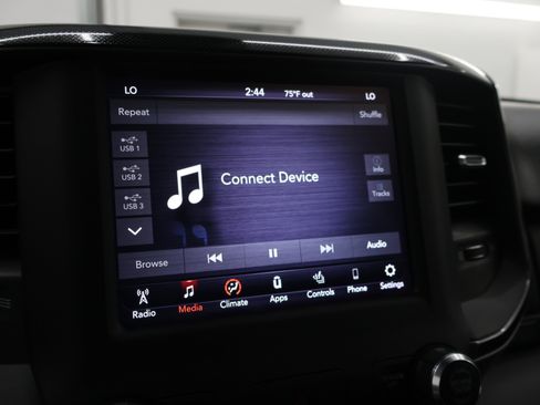 Used 2020 RAM 1500 Big Horn w/ Built-to-serve Edition AWD/4WD image 46