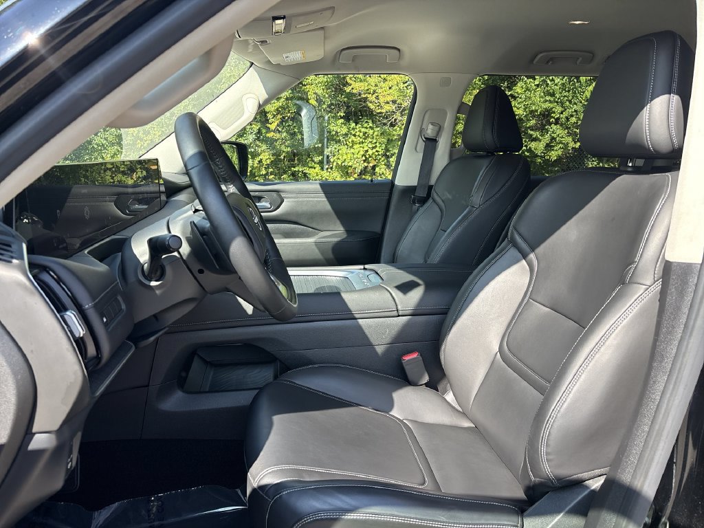 Certified 2026 Nissan Armada SV AWD/4WD image 23