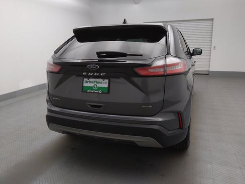 Used 2023 Ford Edge SEL image 7