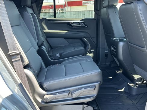 Used 2026 Chevrolet Tahoe Z71 w/ Comfort Package image 13