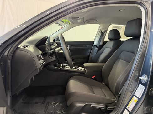 Used 2025 Honda Civic LX image 9