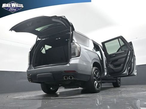 Used 2025 Chevrolet Tahoe RST w/ Comfort Package image 29